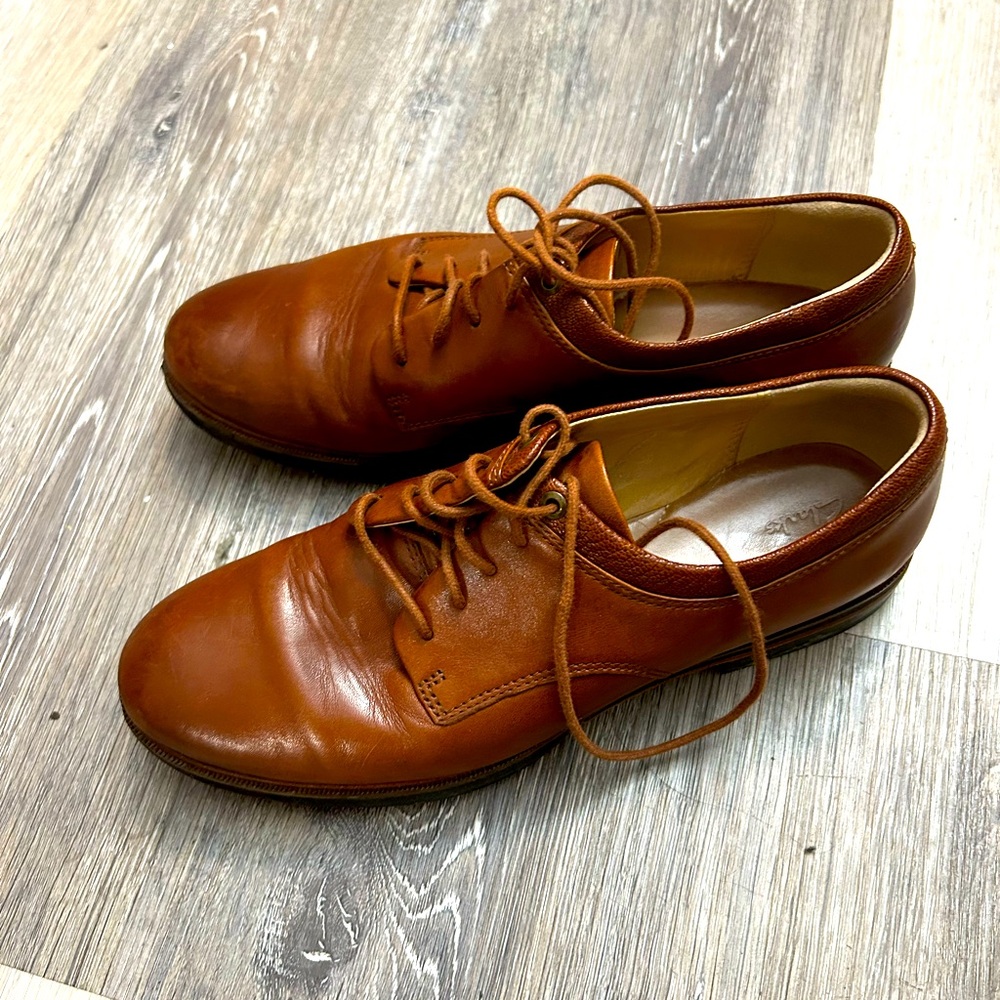 Clarks leather shoes